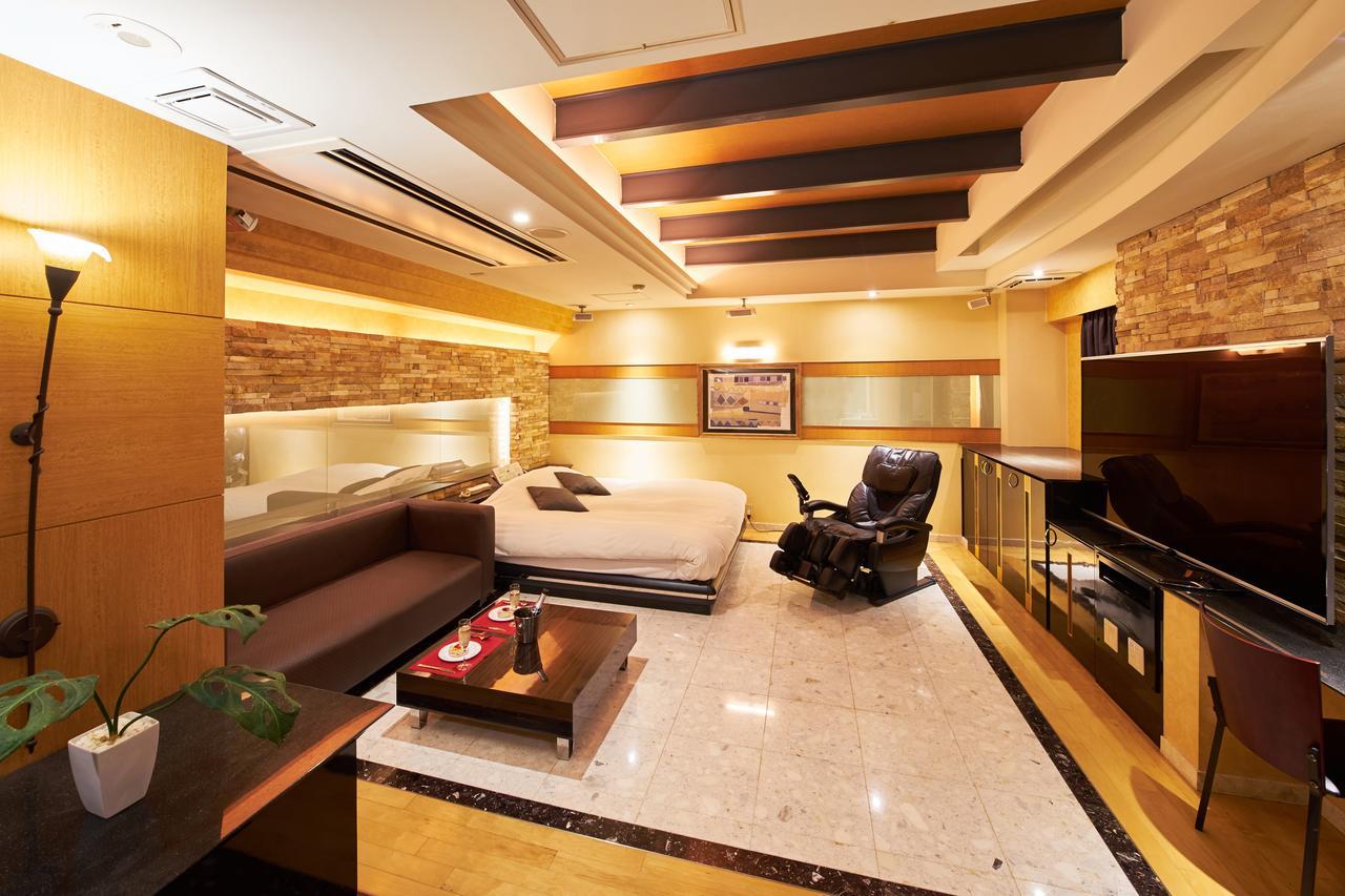 Hotel Aqua Blue Yokosuka (Adults Only) Buitenkant foto