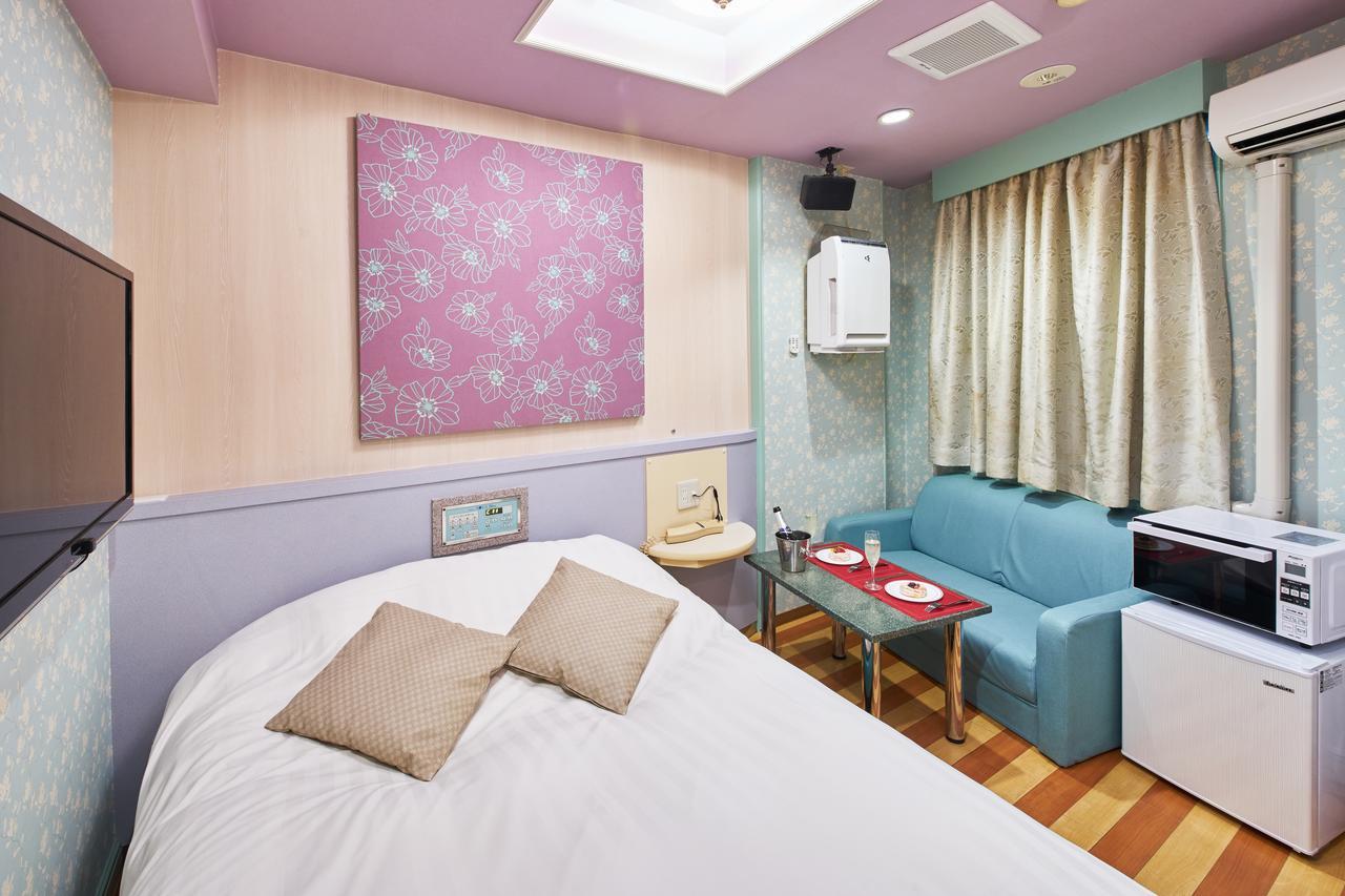 Hotel Aqua Blue Yokosuka (Adults Only) Buitenkant foto